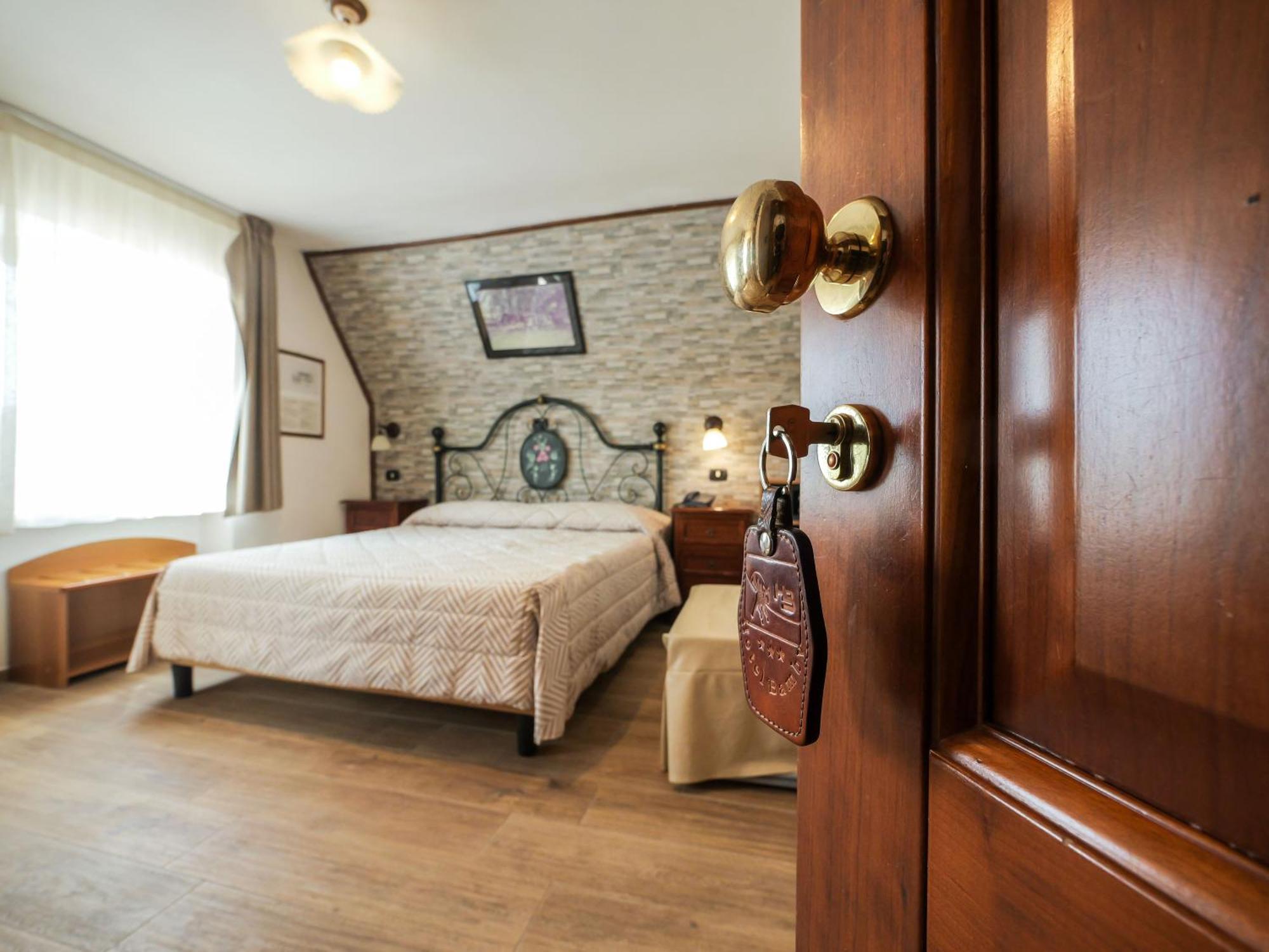 Superior Double Room,1626378472:JPEG